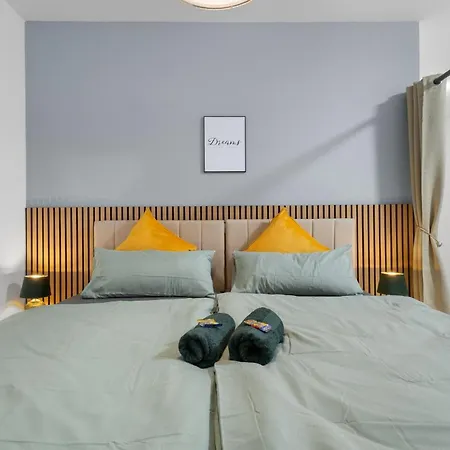 Exklusives - Zentral Innenstadtlage - Kostenloser Parkplatz - Aufzug - Modern Fuer Bis Zu 4 Personen - Smart