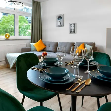 Apartment Exklusives - Zentral Innenstadtlage - Kostenloser Parkplatz - Aufzug - Modern Für Bis Zu 4 Personen - Smart