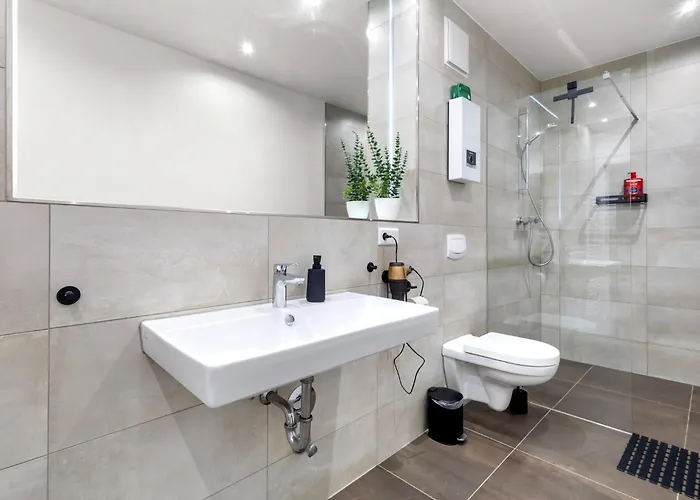 Exklusives - Zentral Innenstadtlage - Kostenloser Parkplatz - Aufzug - Modern Fuer Bis Zu 4 Personen - Smart * Recklinghausen