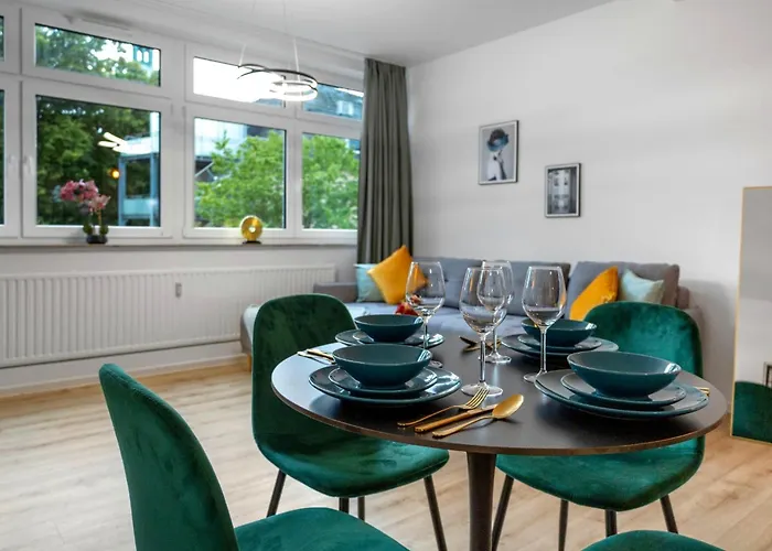 Exklusives - Zentral Innenstadtlage - Kostenloser Parkplatz - Aufzug - Modern Fuer Bis Zu 4 Personen - Smart