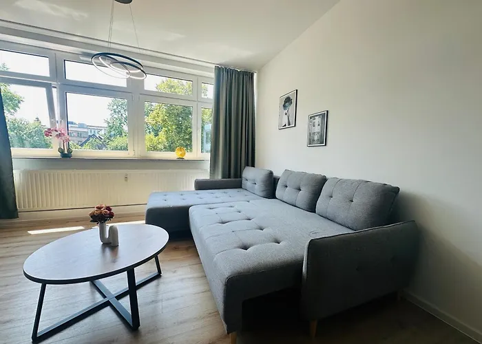 Apartamento Exklusives - Zentral Innenstadtlage - Kostenloser Parkplatz - Aufzug - Modern Für Bis Zu 4 Personen - Smart