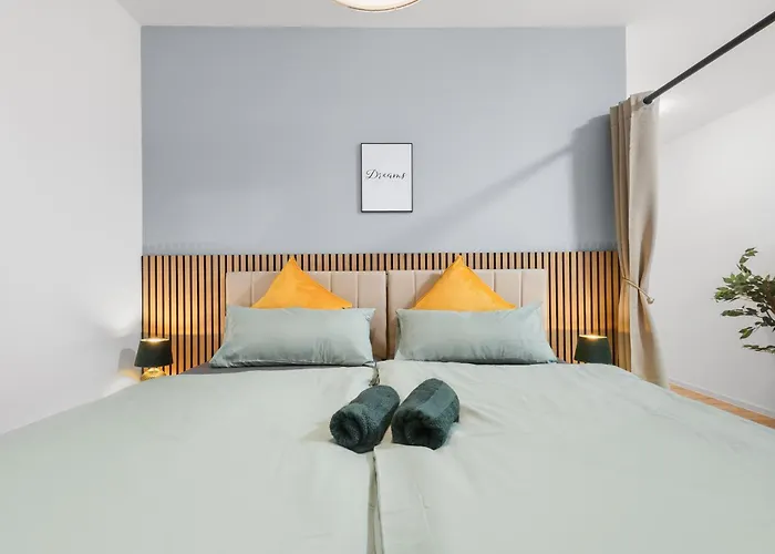 Exklusives - Zentral Innenstadtlage - Kostenloser Parkplatz - Aufzug - Modern Fuer Bis Zu 4 Personen - Smart Apartamento